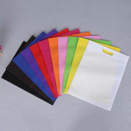 China Sacos não tecidos personalizados da tela do logotipo com projeto dobrável da impressão deslocada fornecedor